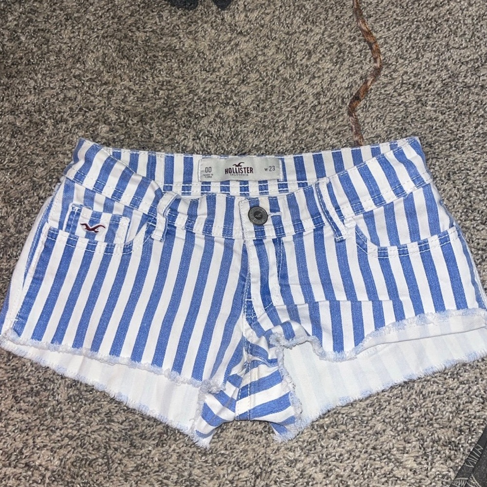 Short shorts